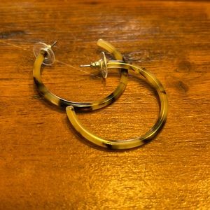 Tortoise stud hoop earrings, minimally worn